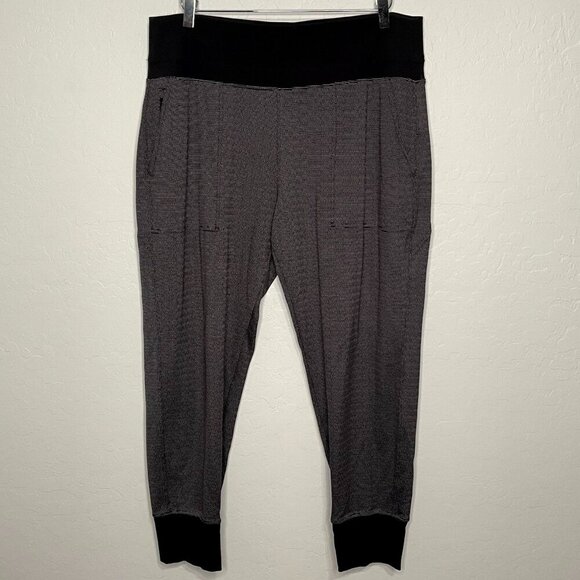 Athleta Vencie Textured Quick Dry Athletic Black Joggers XL - Picture 3 of 9